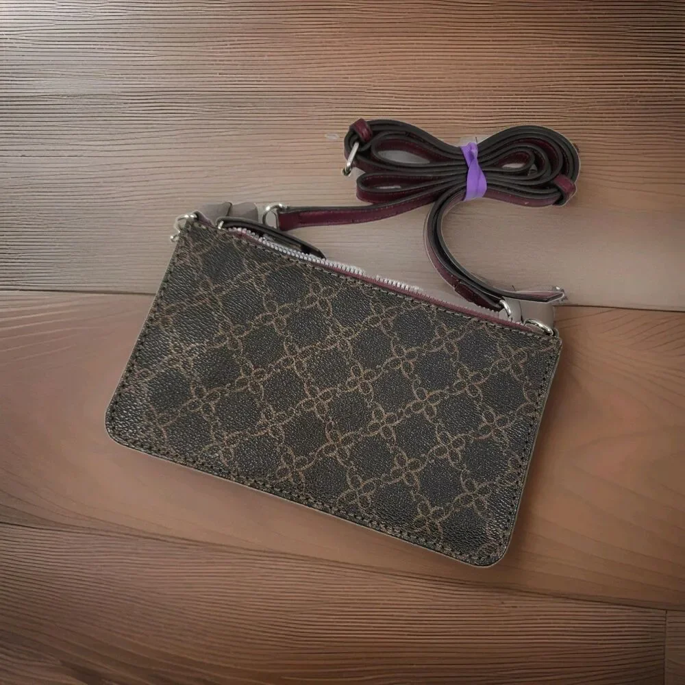 Nine West Zippered Crossbody Bag Phone Wallet Brown Burgundy Adjustable Strap